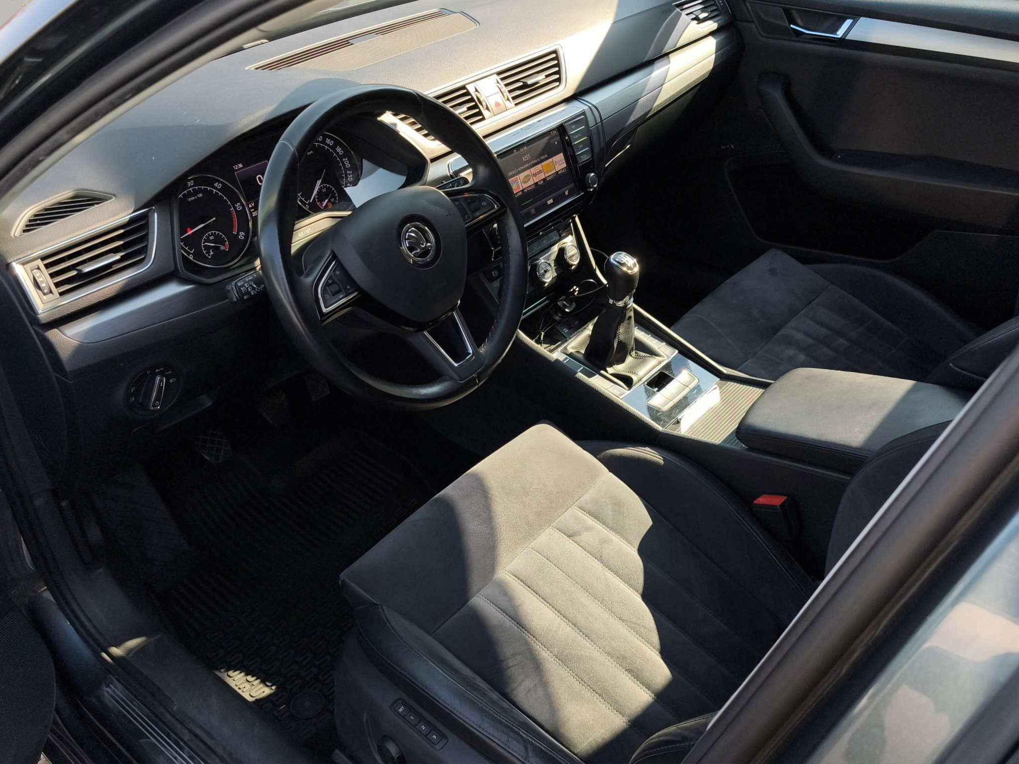 Škoda Superb