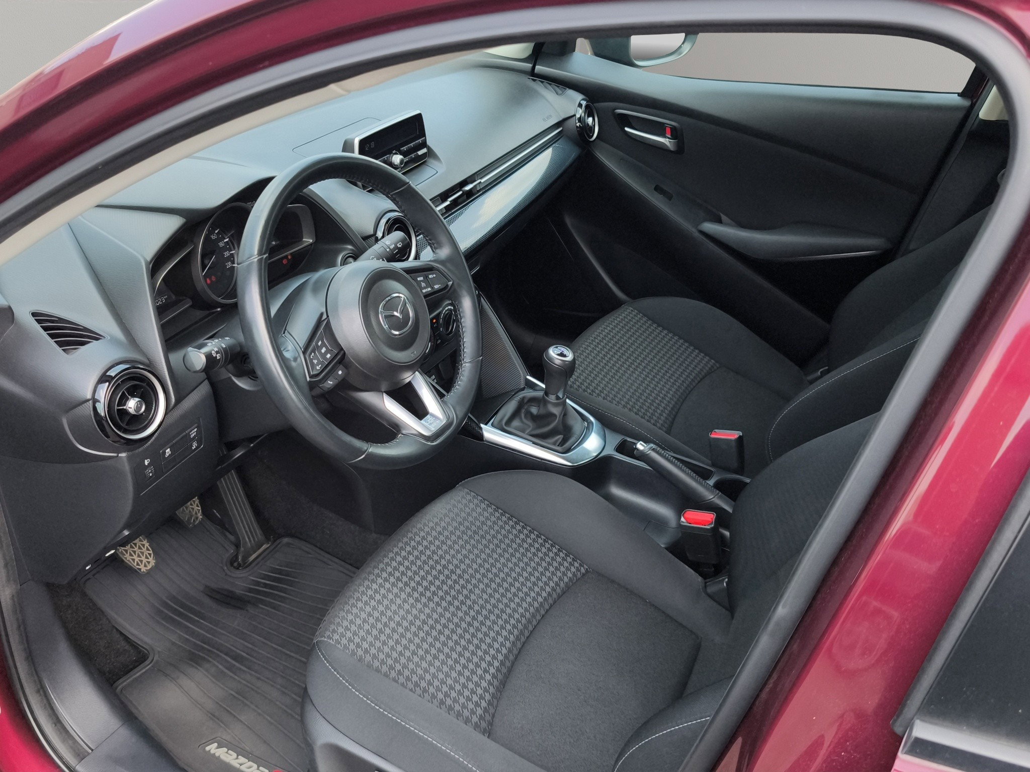 Mazda 2