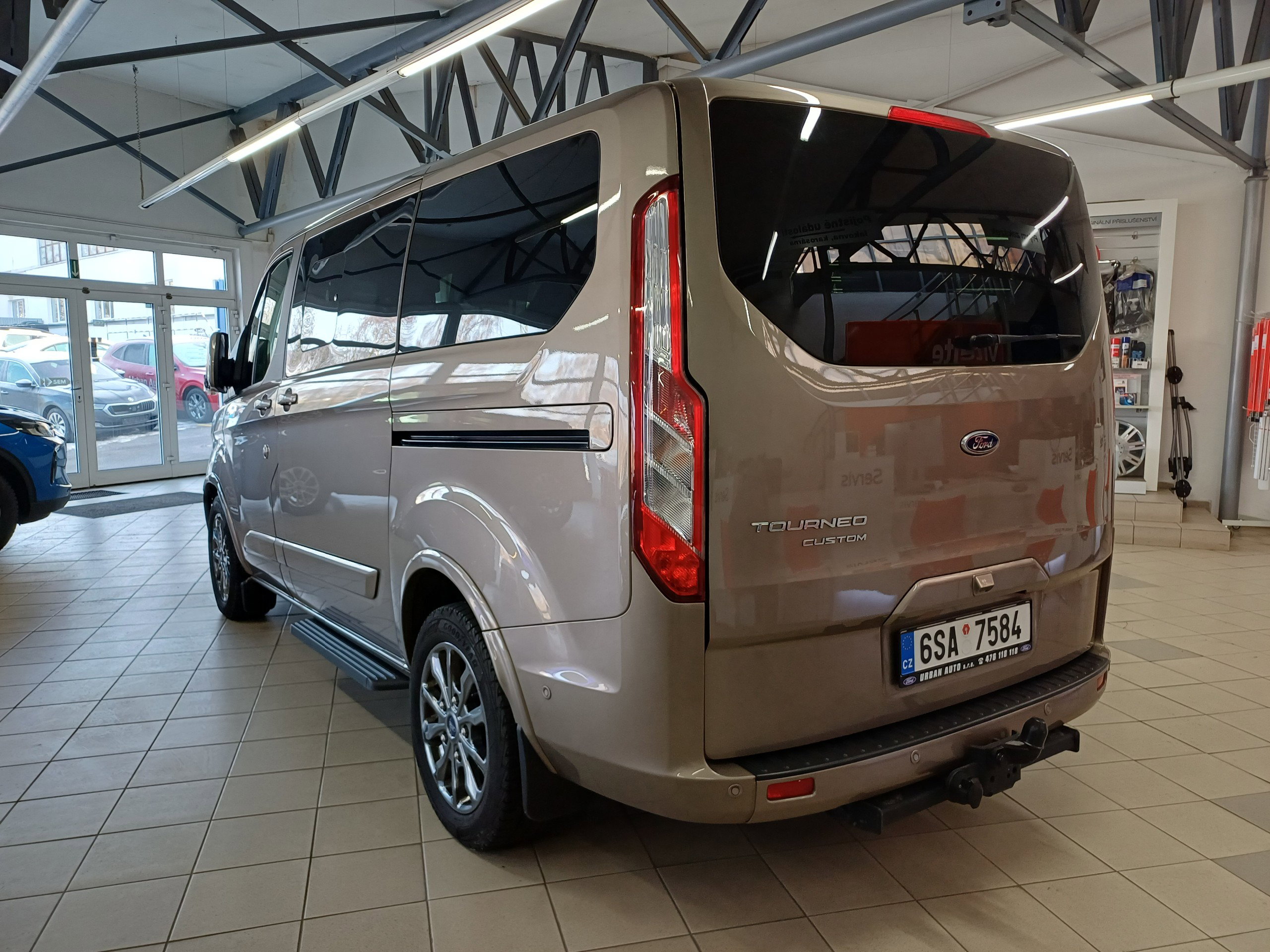 Ford Tourneo Custom