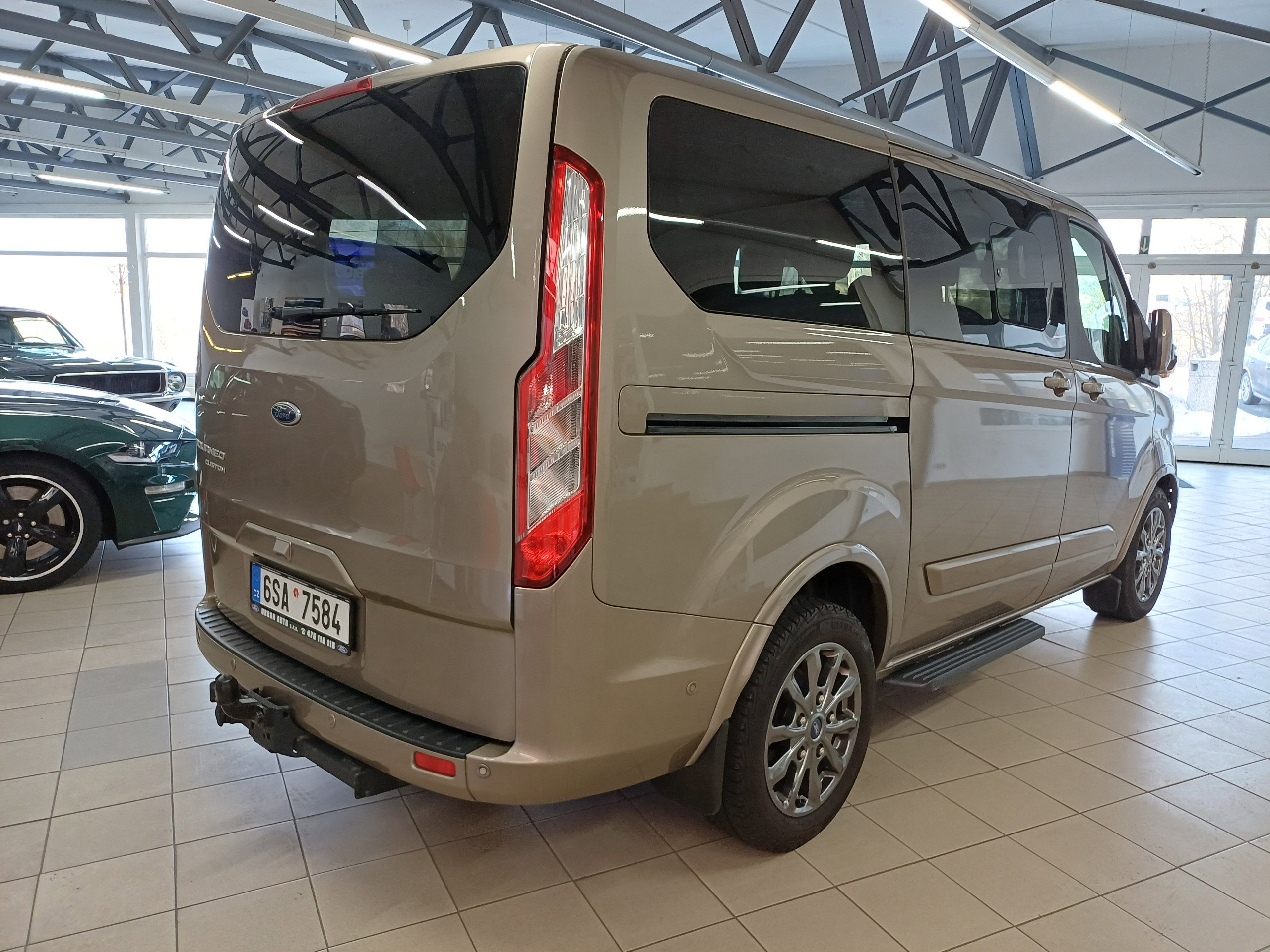 Ford Tourneo Custom