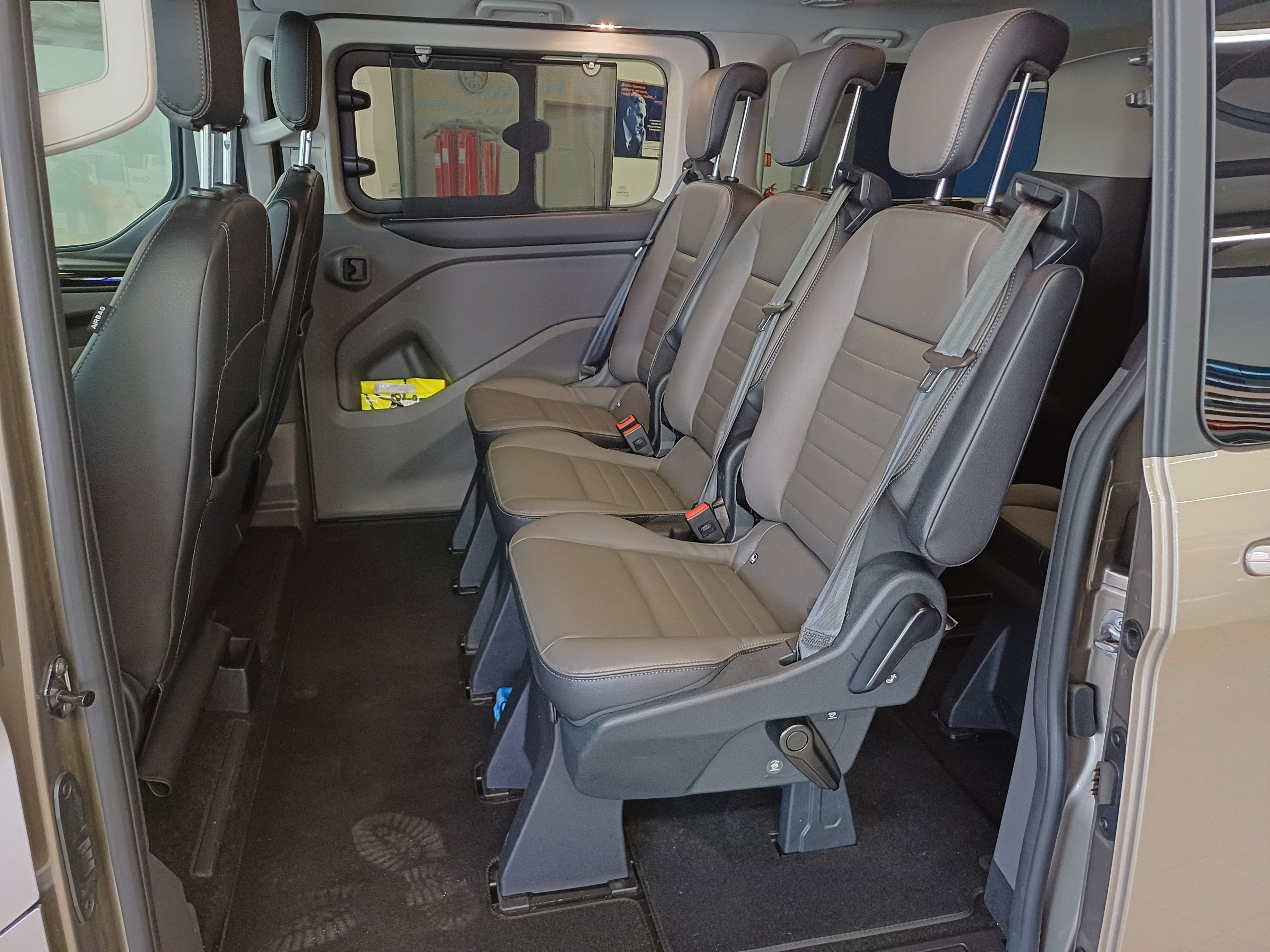 Ford Tourneo Custom