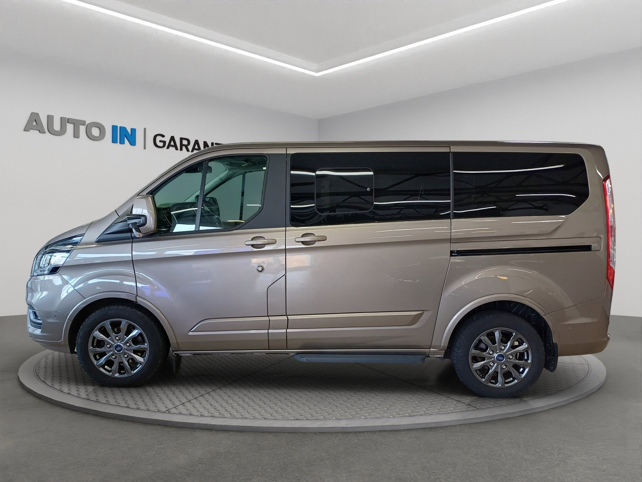 Ford Tourneo Custom