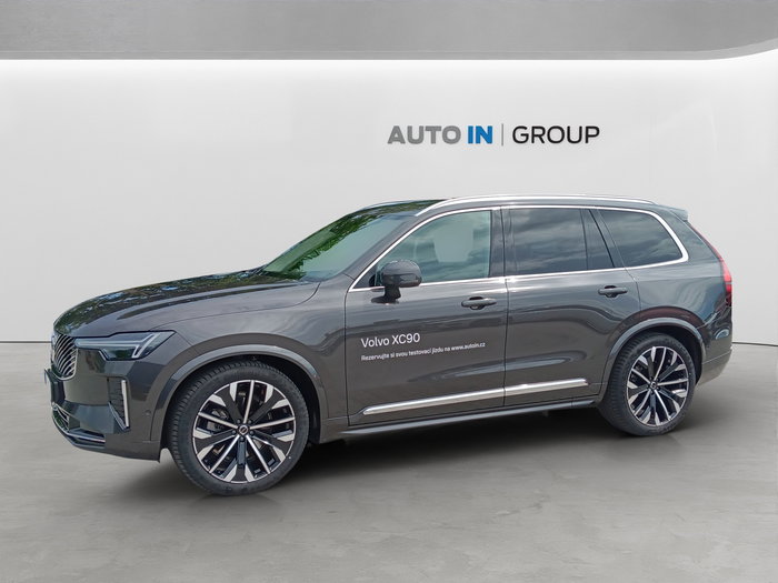 Volvo XC90 PLUS BRIGHT B5 AWD 184 kW Vzduch. B&W