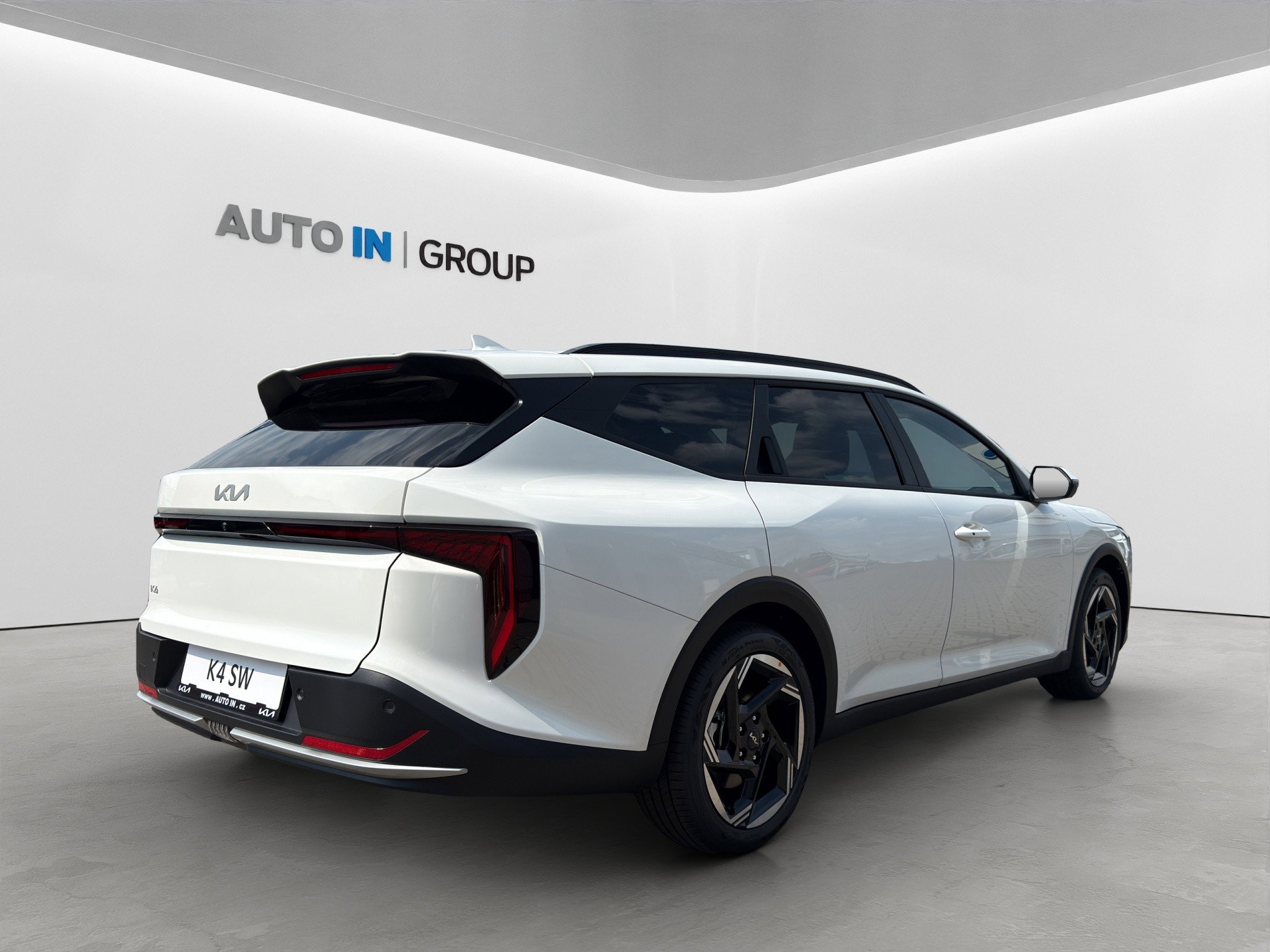 KIA K4