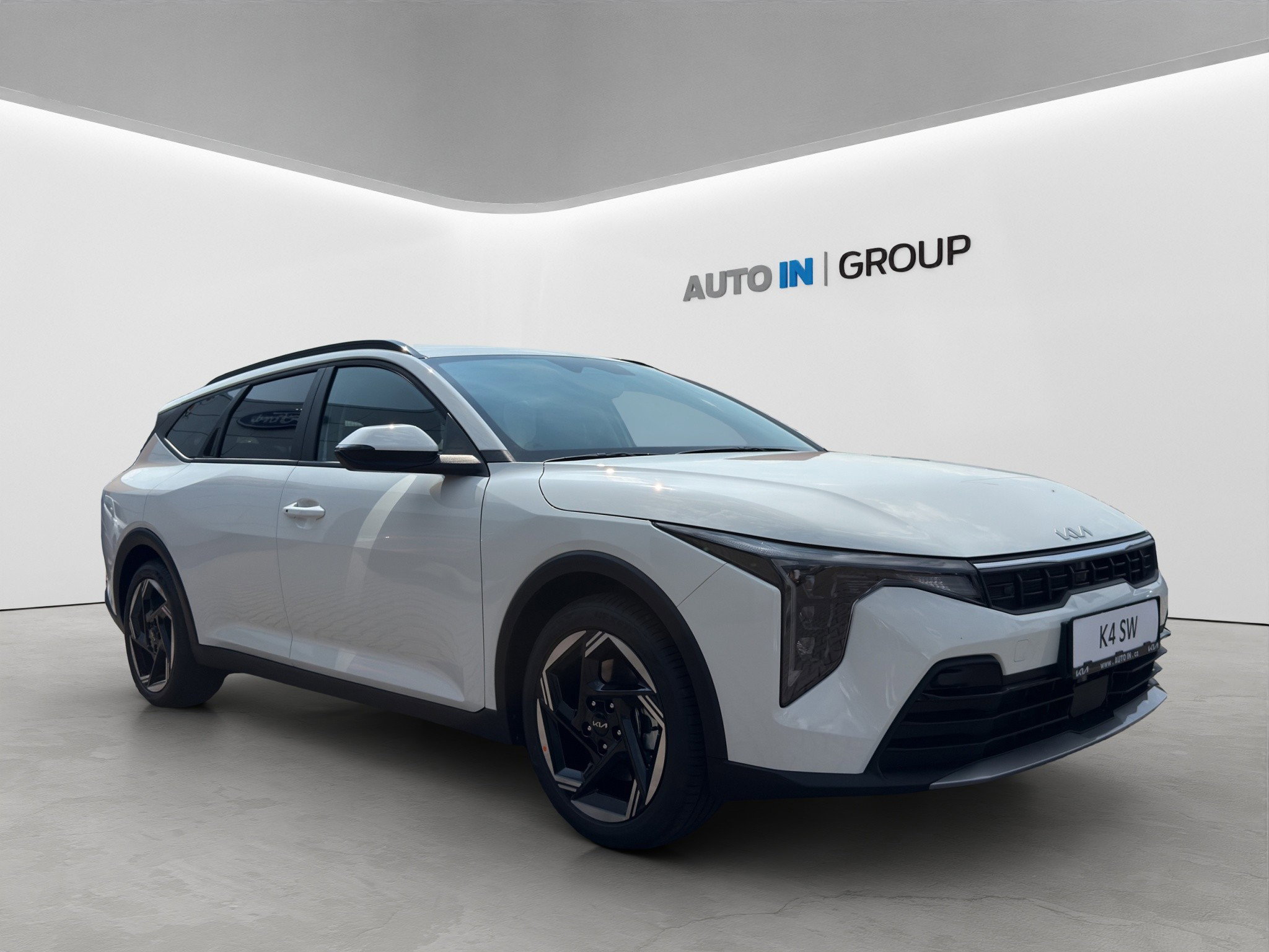 KIA K4