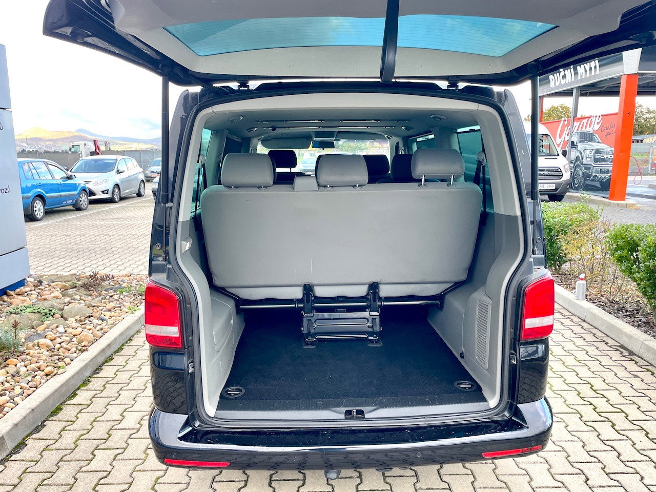 VW Caravelle