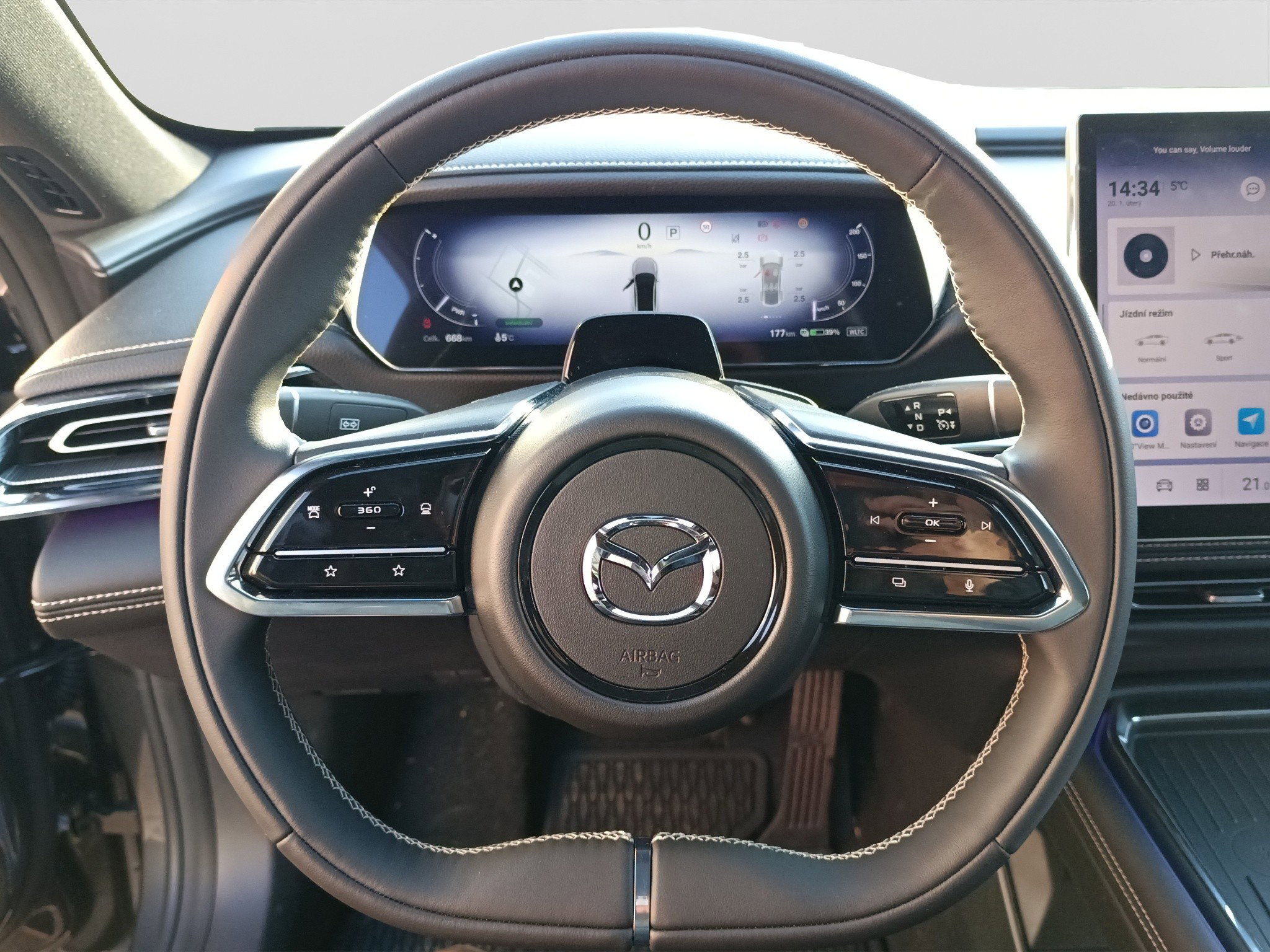 Mazda 6e