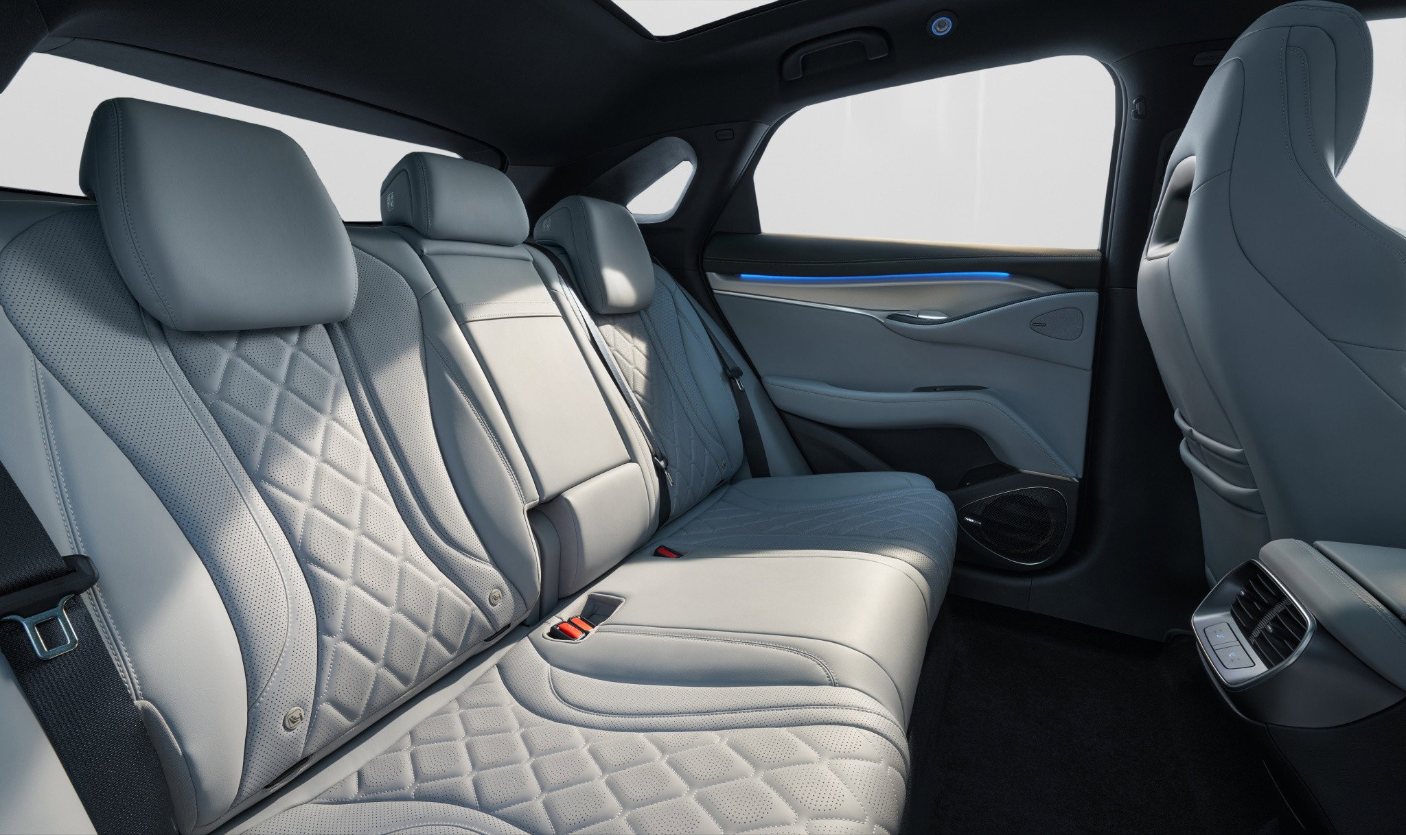 BYD Sealion 7