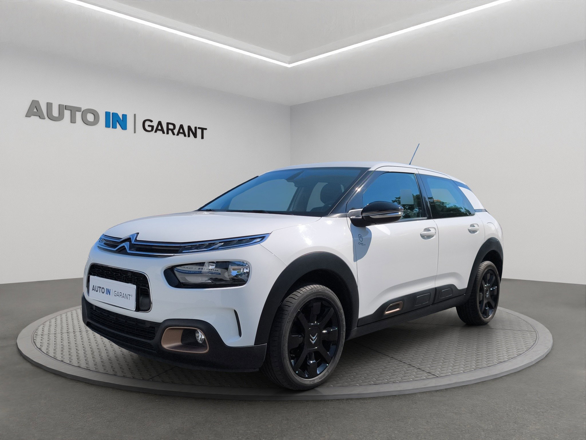 Citroën C4 Cactus ORIGINS 1.2 81kW, ČR, Kamera, Tažné, Serv. kniha