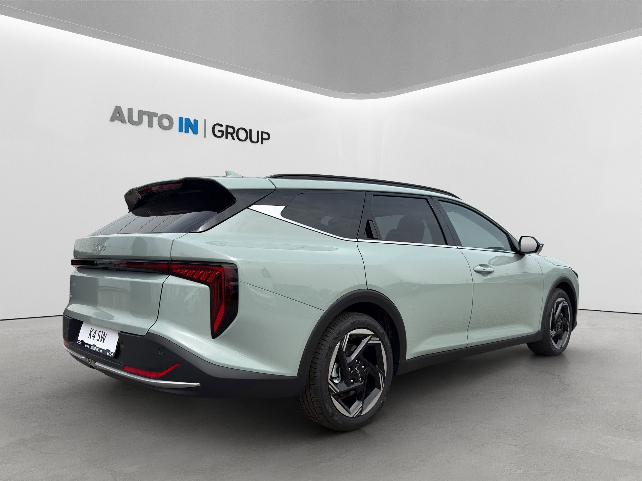 KIA K4