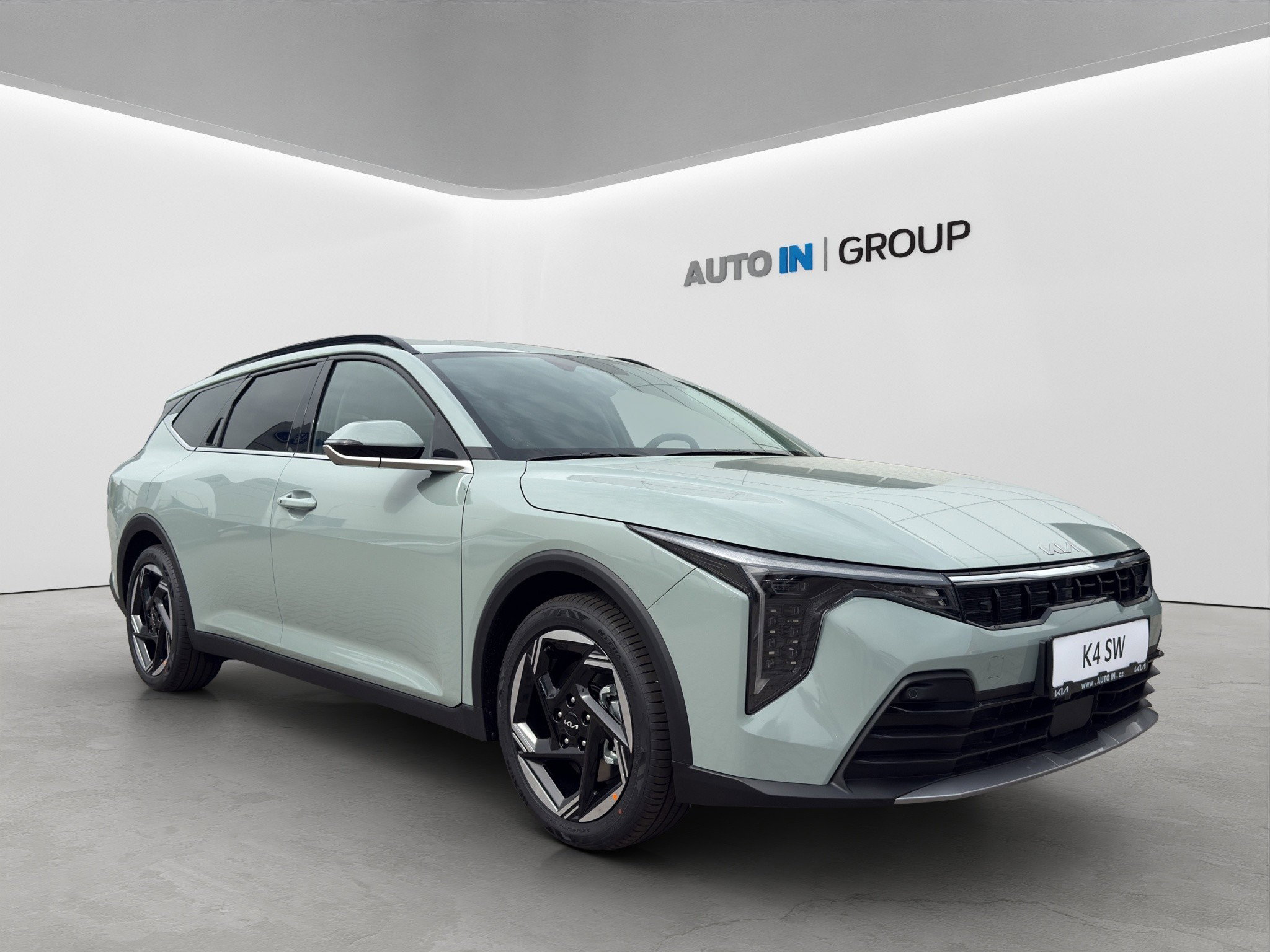 KIA K4