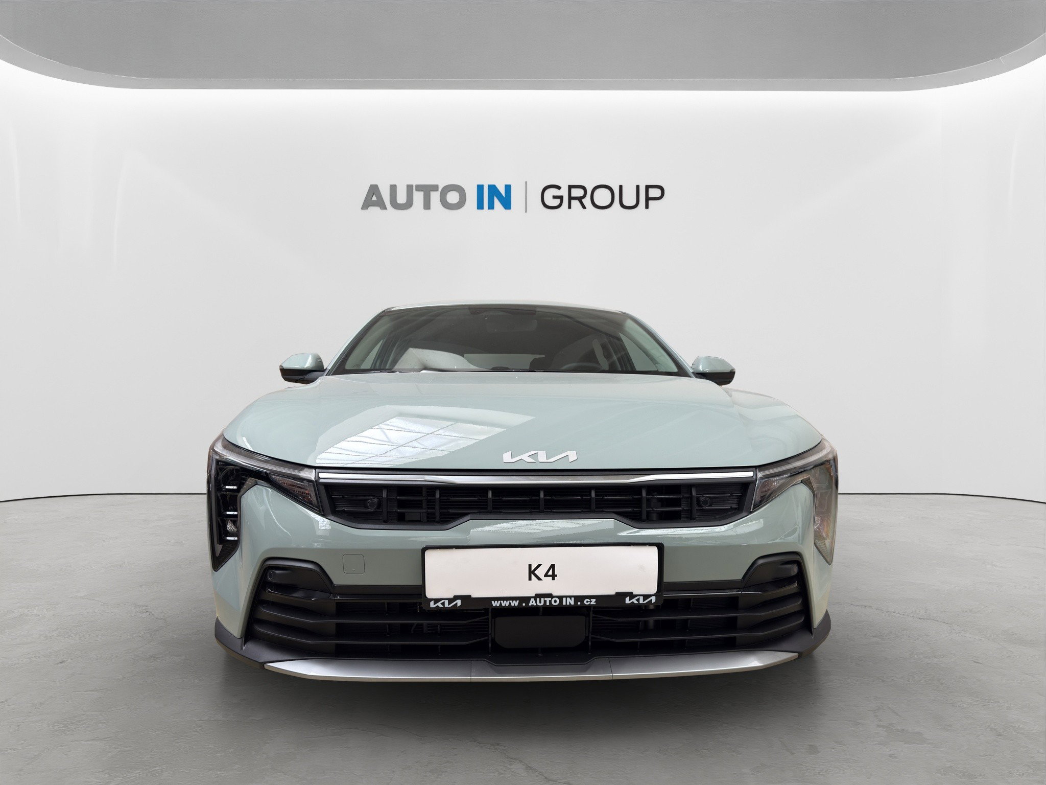 KIA K4