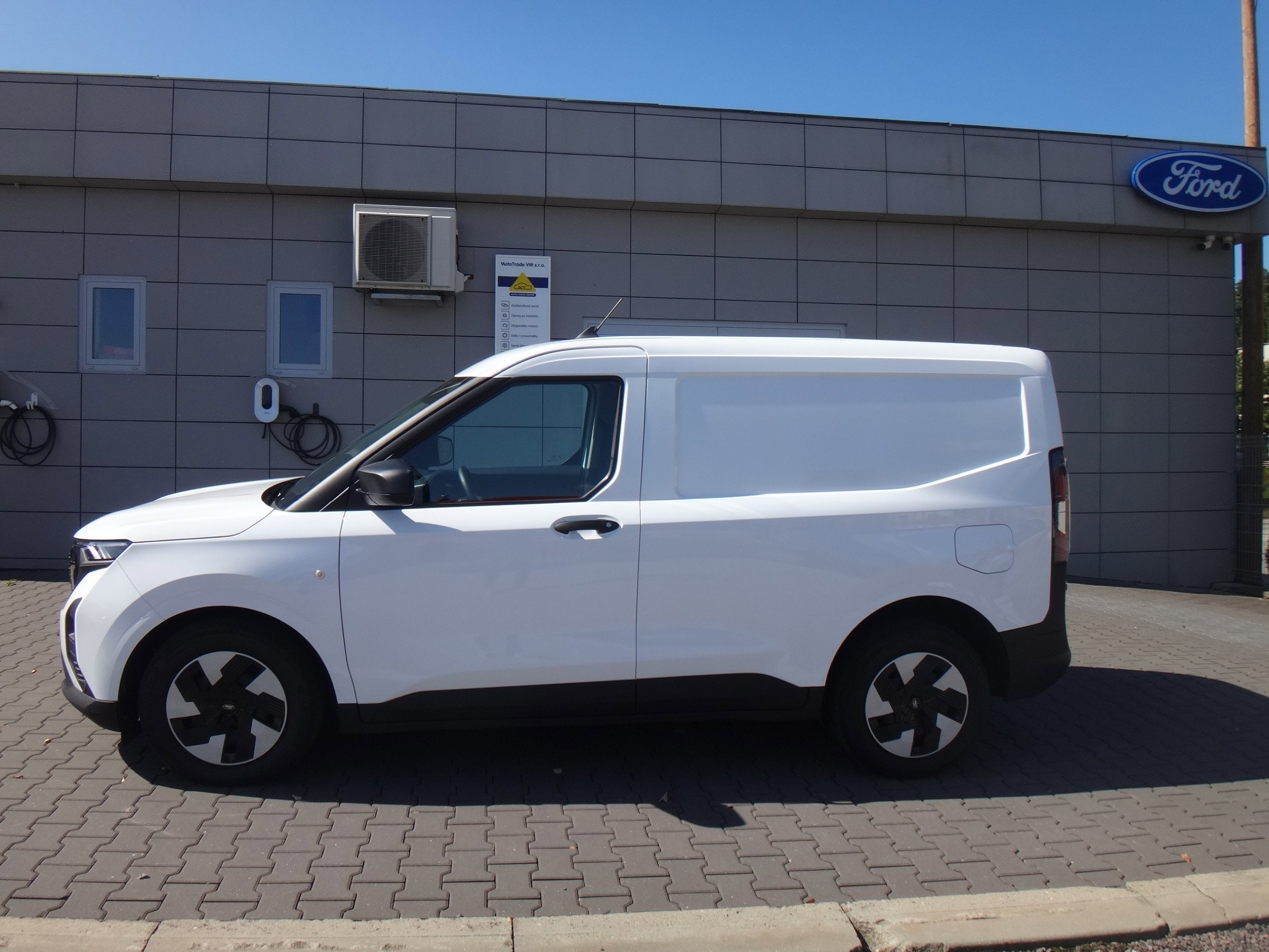 Ford Transit Courier