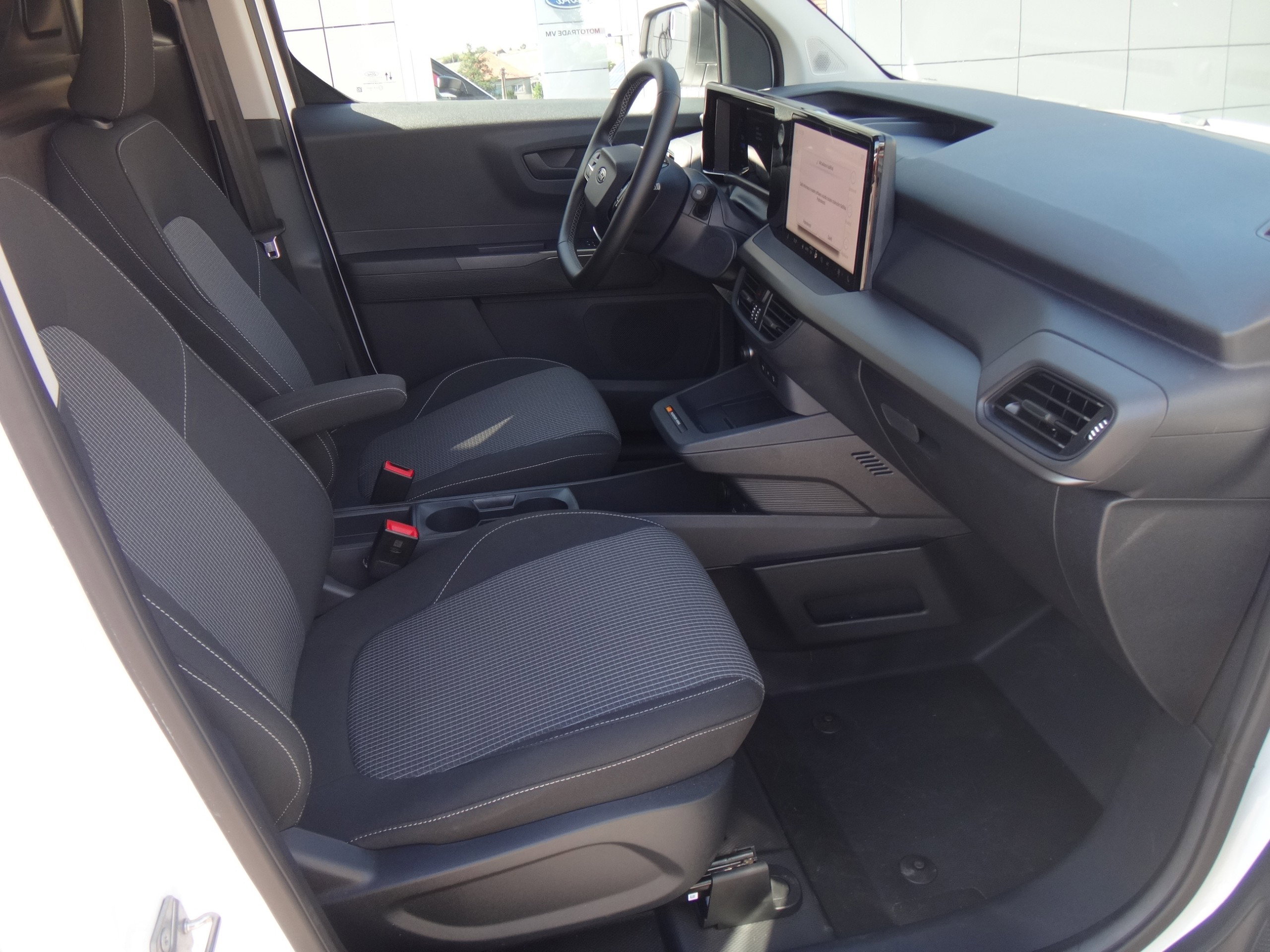 Ford Transit Courier