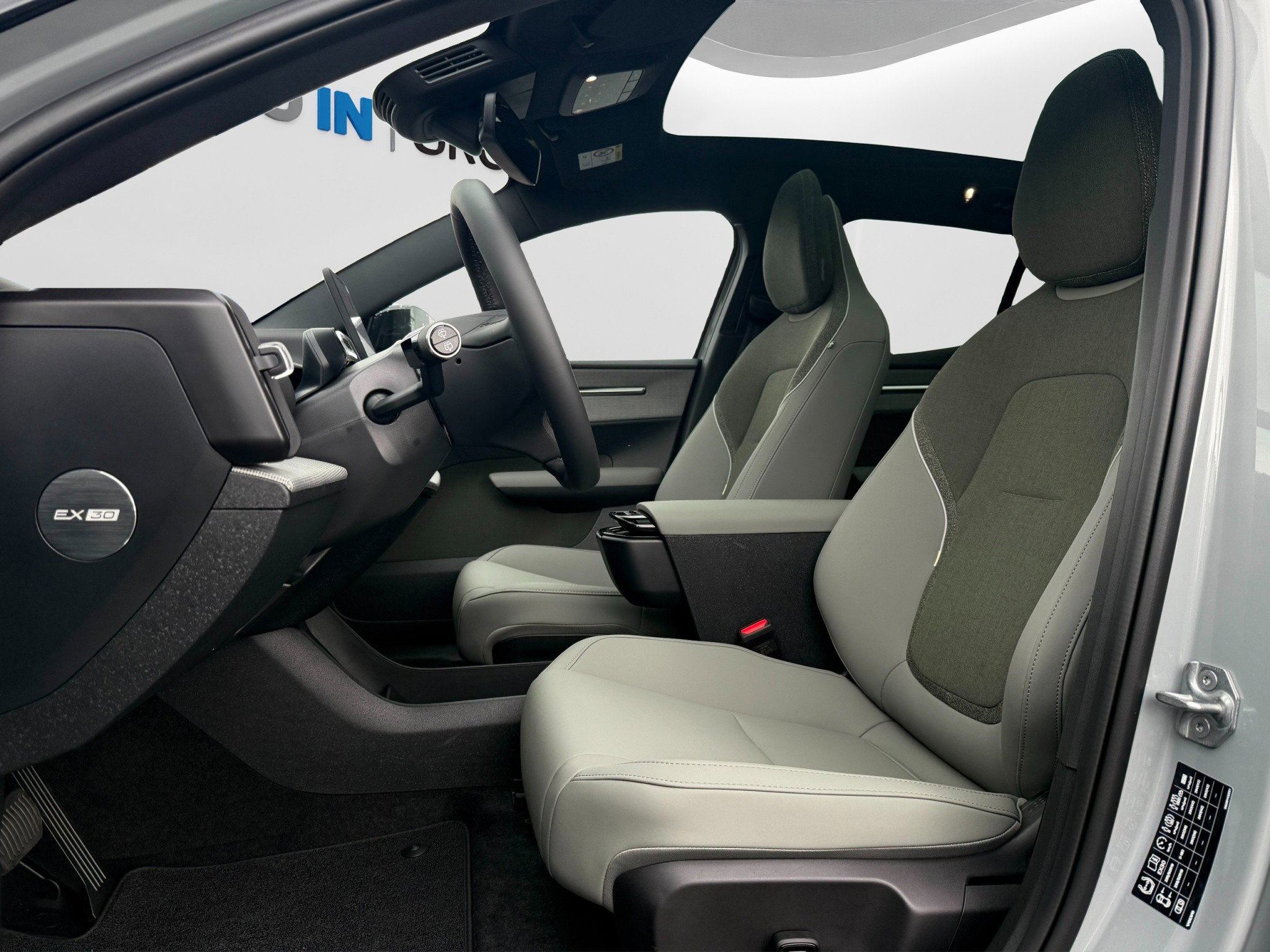 Volvo EX30