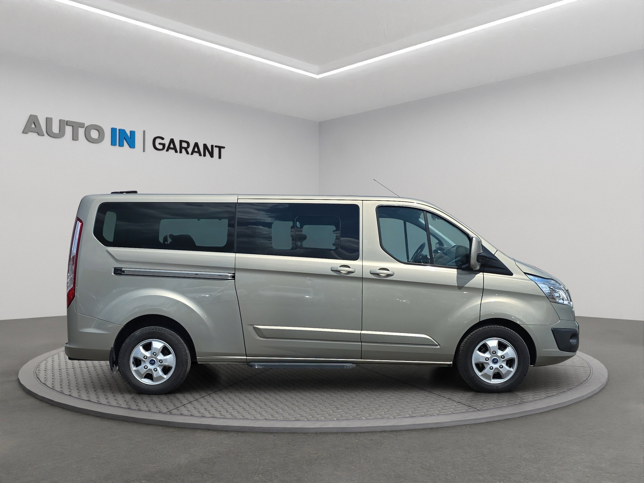 Ford Tourneo Custom