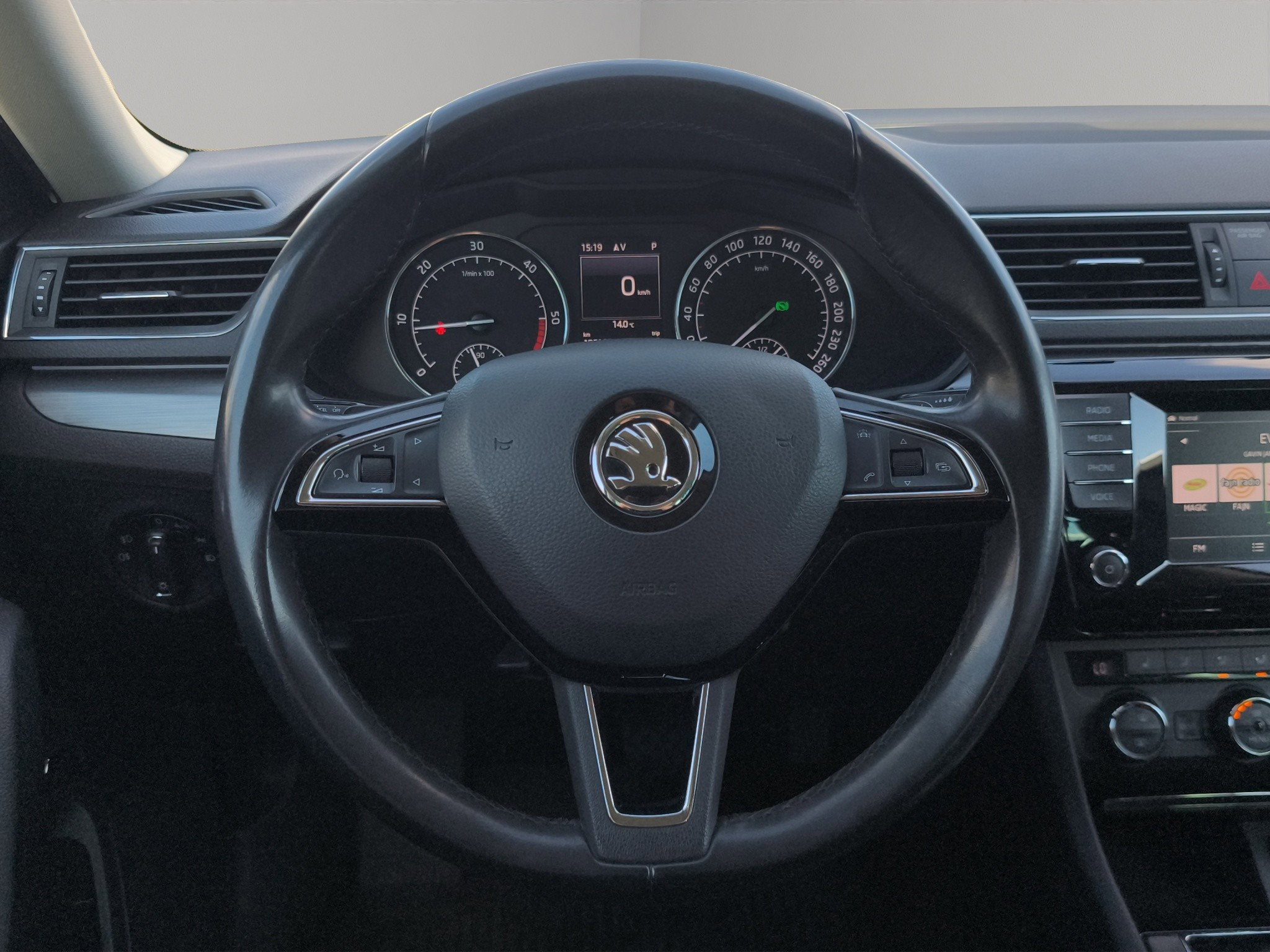 Škoda Superb