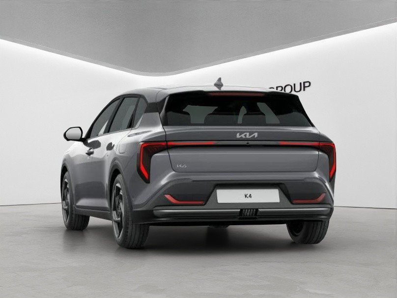 KIA K4