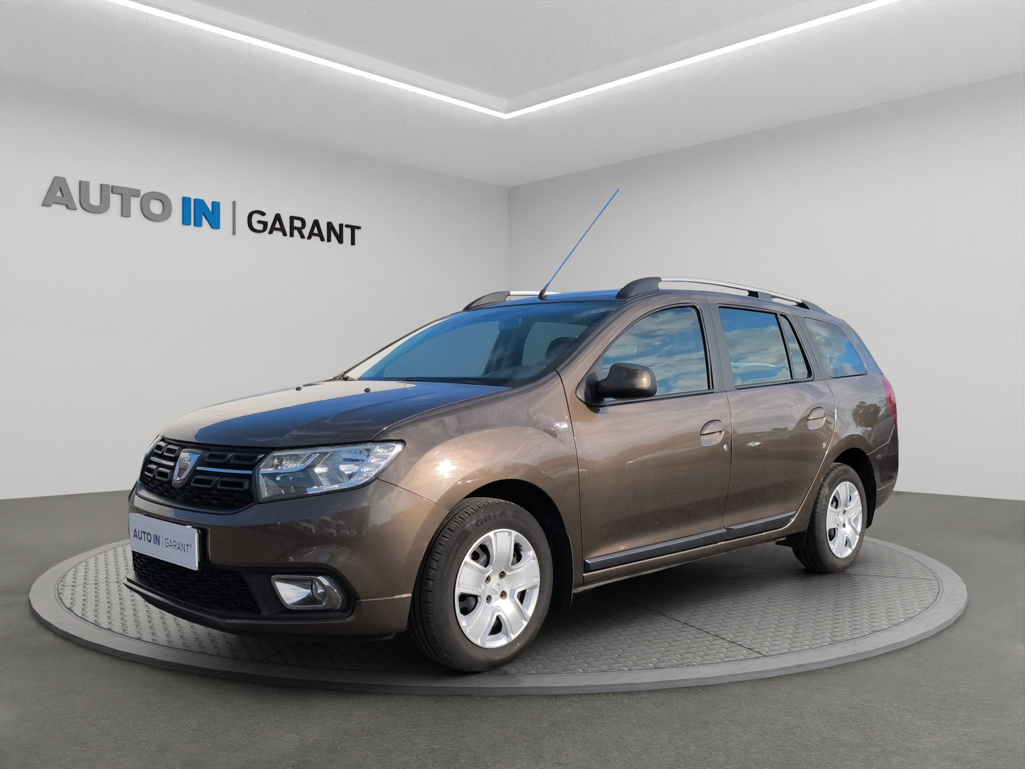 Dacia Logan MCV 1.0 54kW, ČR, 1. Maj., Klima