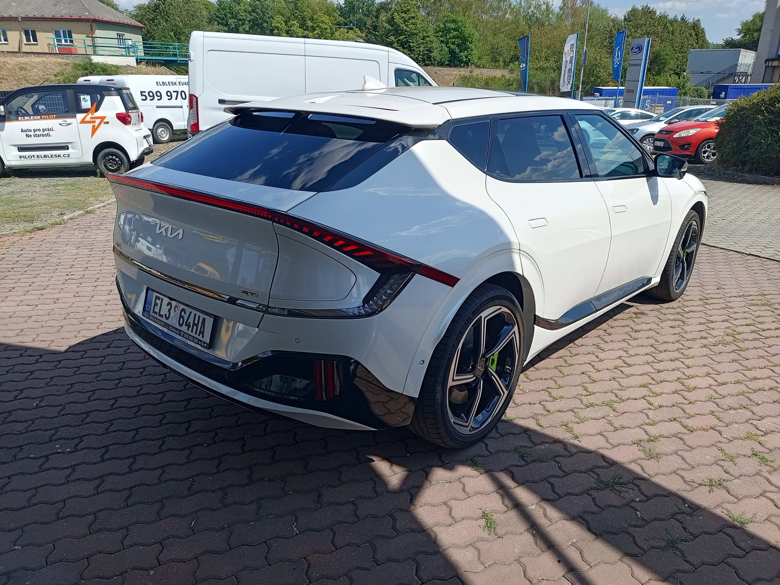 KIA EV6