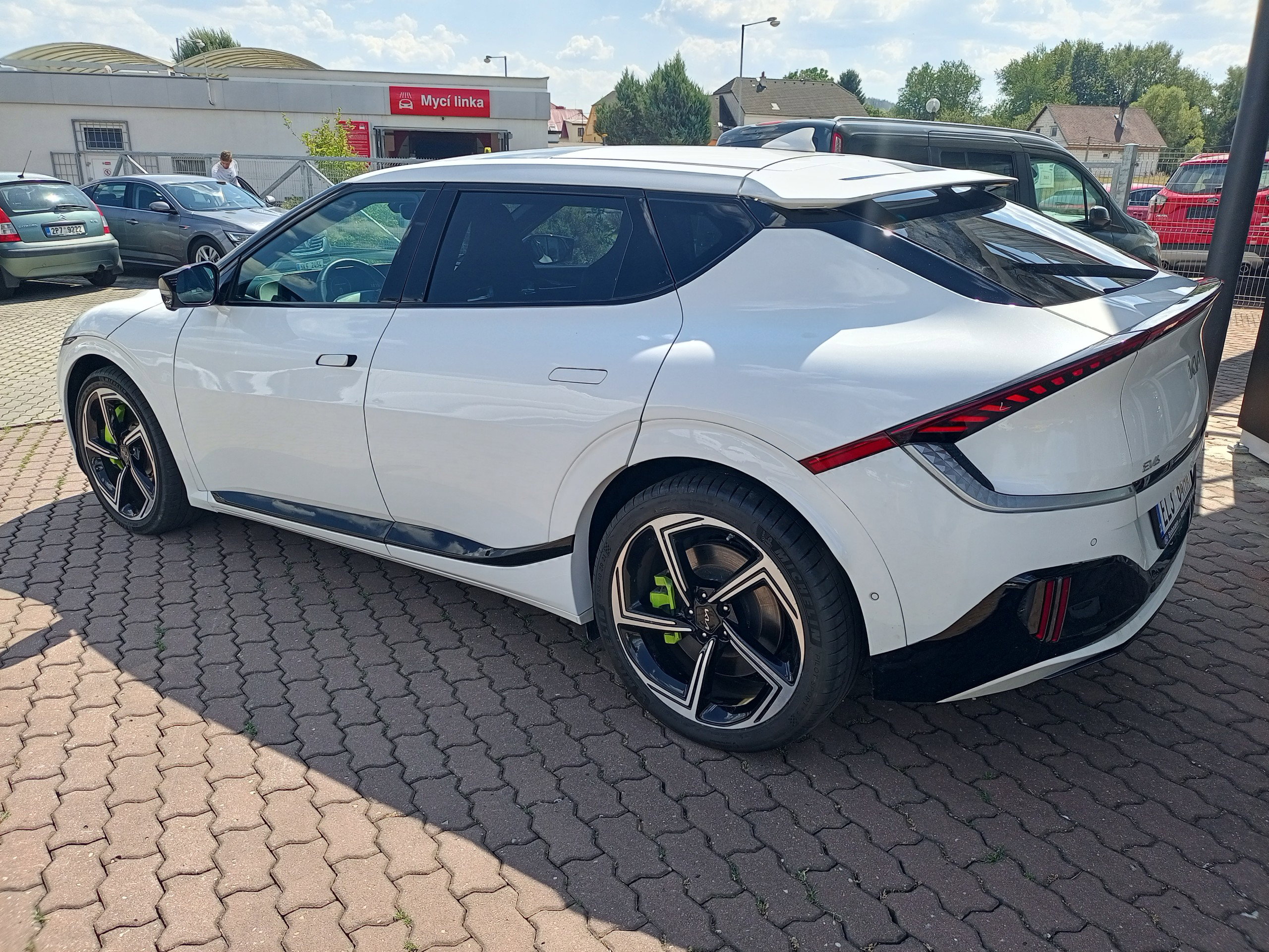 KIA EV6