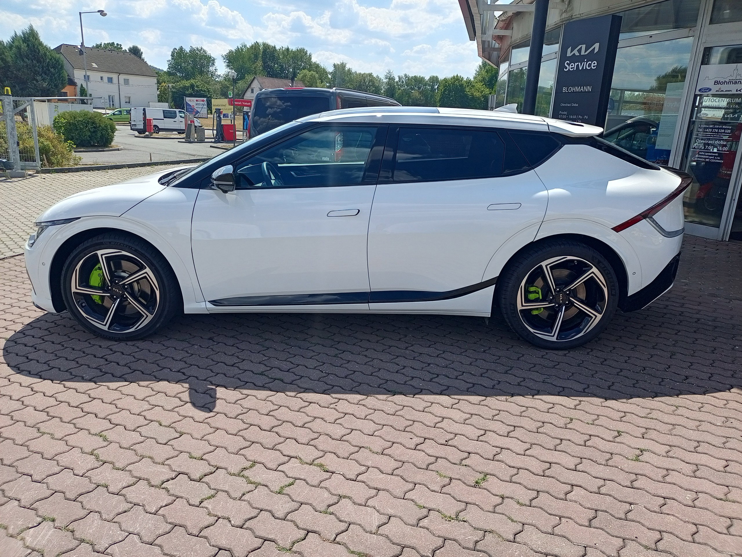 KIA EV6
