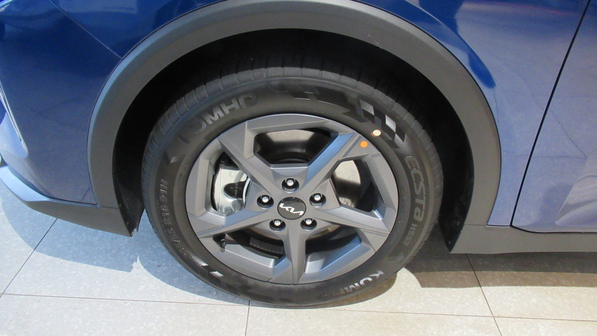 KIA K4