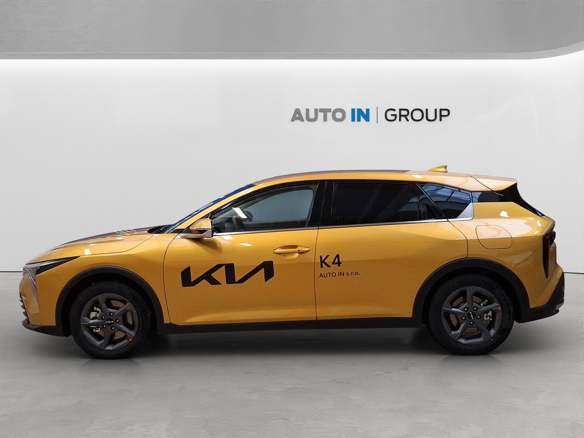 KIA K4