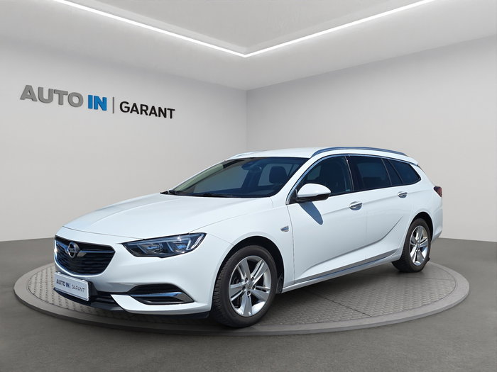 Opel Insignia 1.5 121kW, ČR, 1.maj, aut.