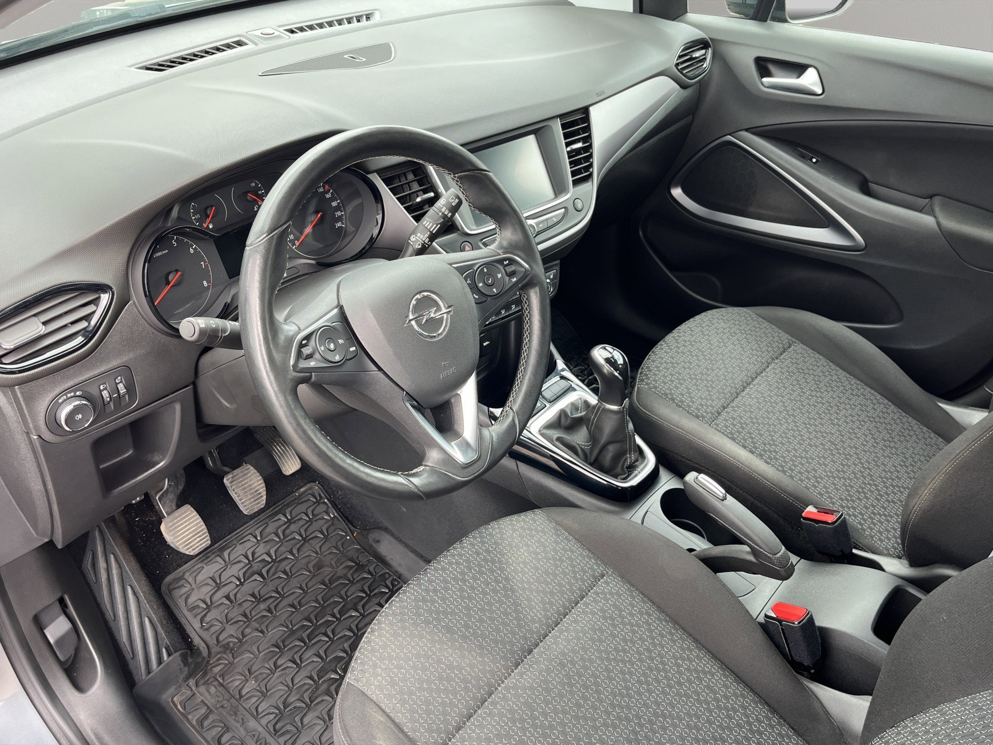 Opel Crossland X
