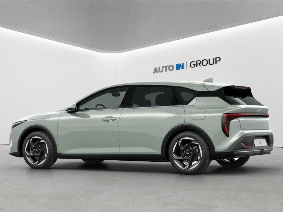 KIA K4