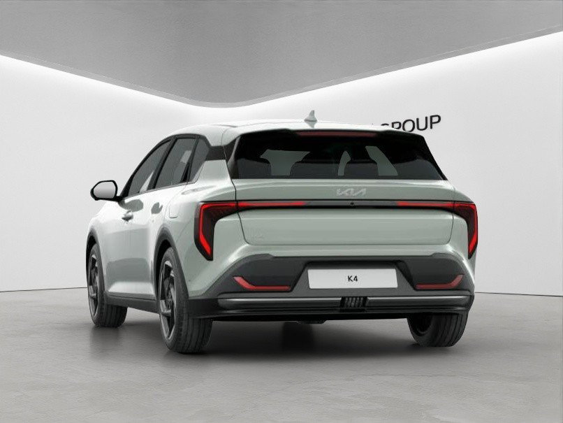 KIA K4