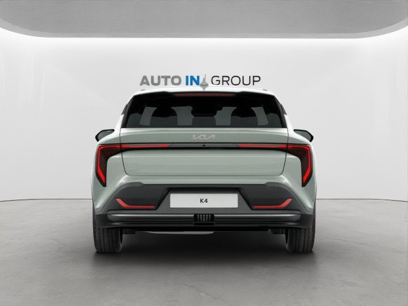KIA K4