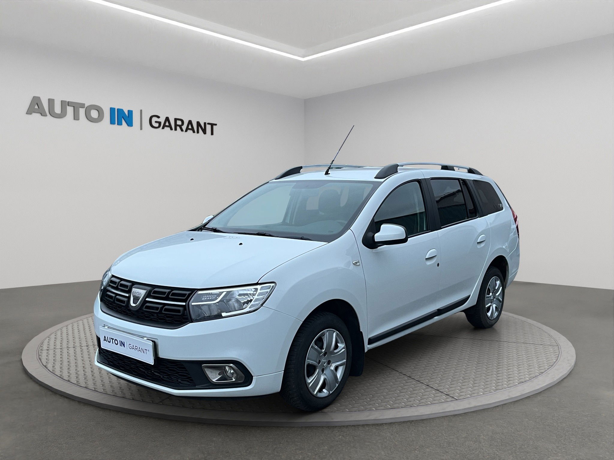 Dacia Logan 1.0 74kw LPG, ČR, 1.maj