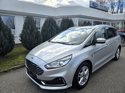 Ford S-MAX Titanium 2,0 nafta 110kw/150PS,6st.manual, 5 míst, odpočet DPH