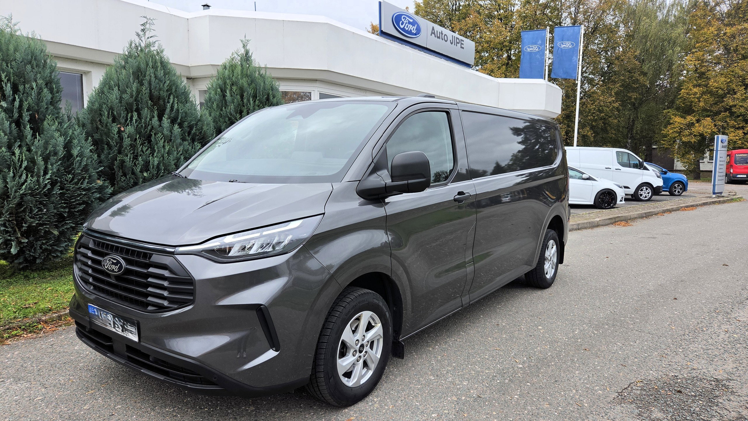 Ford Transit Custom VAN L2 - 3 místa-2,0 125kw/170k - 8st. automat- CZ původ, odpočet DPH