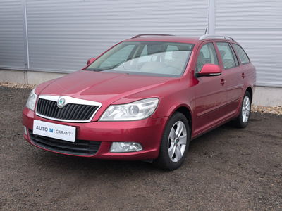 Škoda Octavia 1.6 TDi 77kw, výhřev sed.