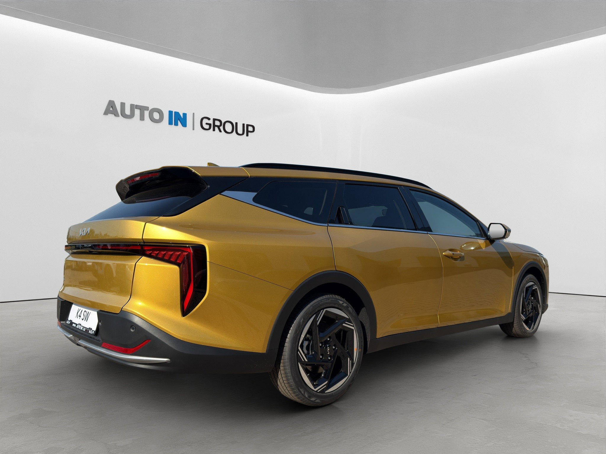 KIA K4